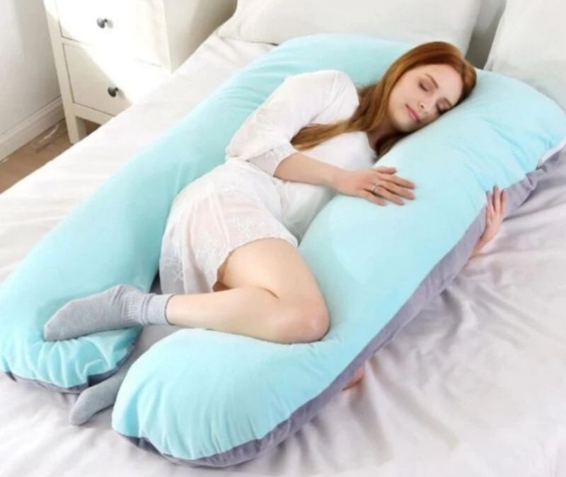 Kurangi Pegal dengan 9 Rekomendasi Bantal Hamil Terbaik