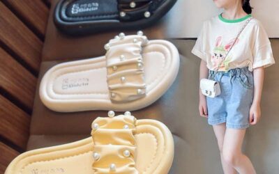 Makin Girly dengan 9 Rekomendasi Sandal Anak Perempuan