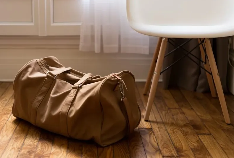 9 Rekomendasi Duffle Bag Terbaik