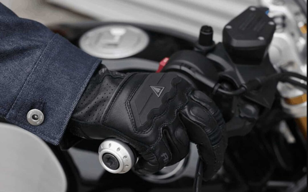 Tampil Gaya dengan 9 Rekomendasi Merk Sarung Tangan Motor