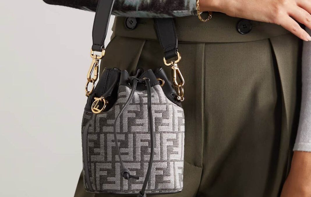 Tampil Elegan dengan 9 Rekomendasi Tas Fendi