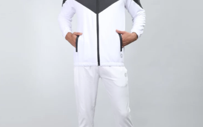 Keren dan Stylish dengan 9 Cara Styling Jaket Tracksuit